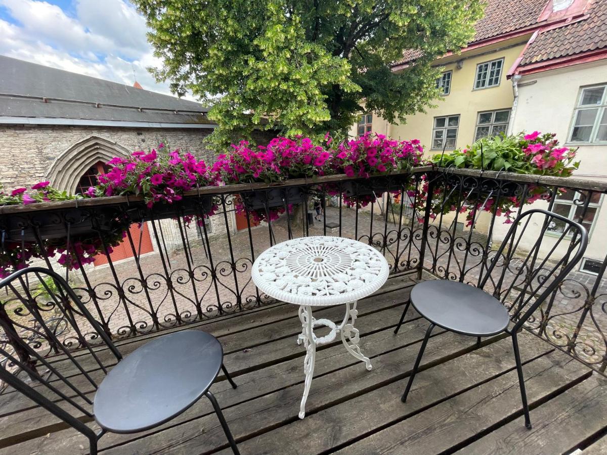 Old Town - Vene Apartment Талин Екстериор снимка